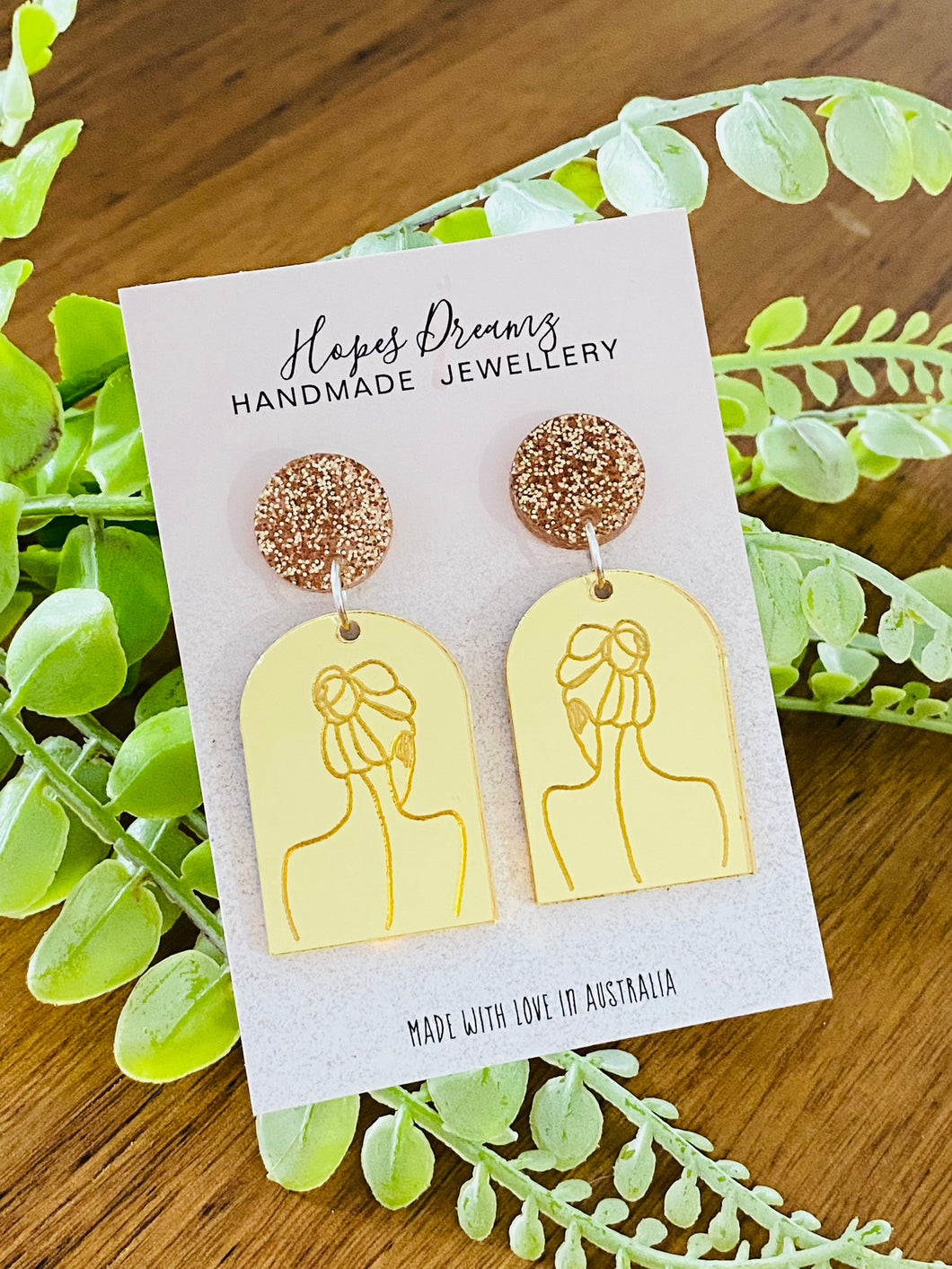 She lady gold mirror