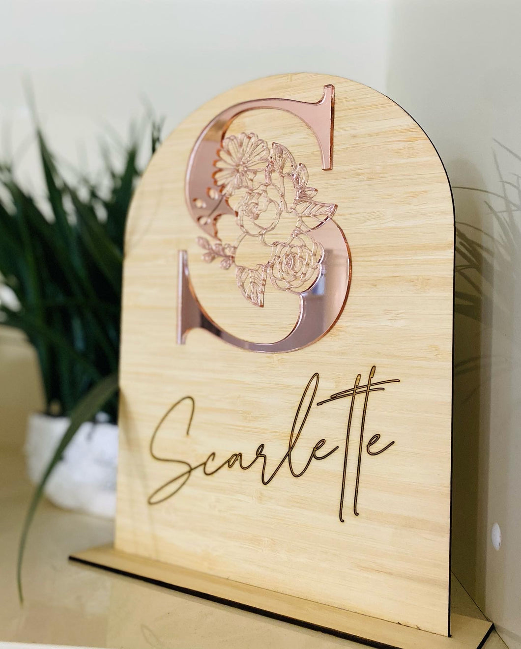 Ply stand & acrylic floral letter
