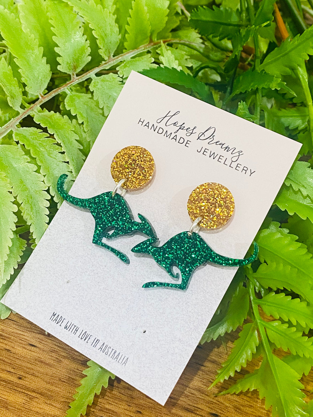 Glitter green kangaroo