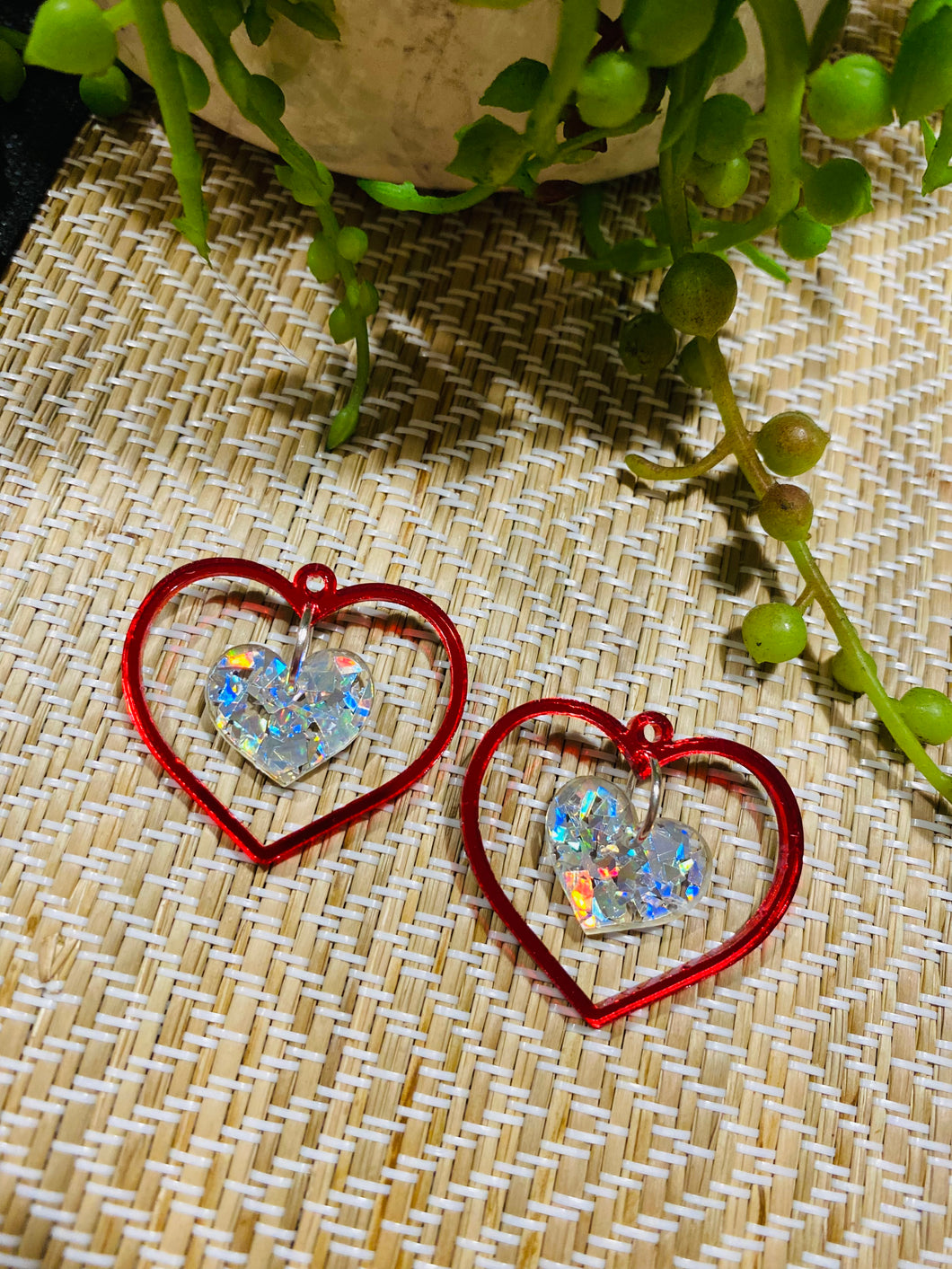 Heart dangle red