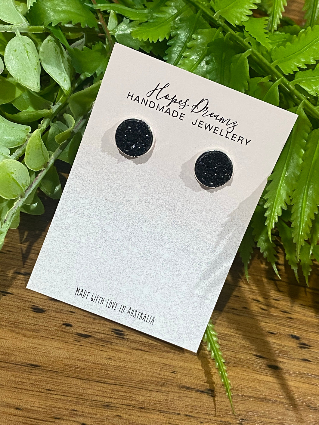 Black ice resin studs