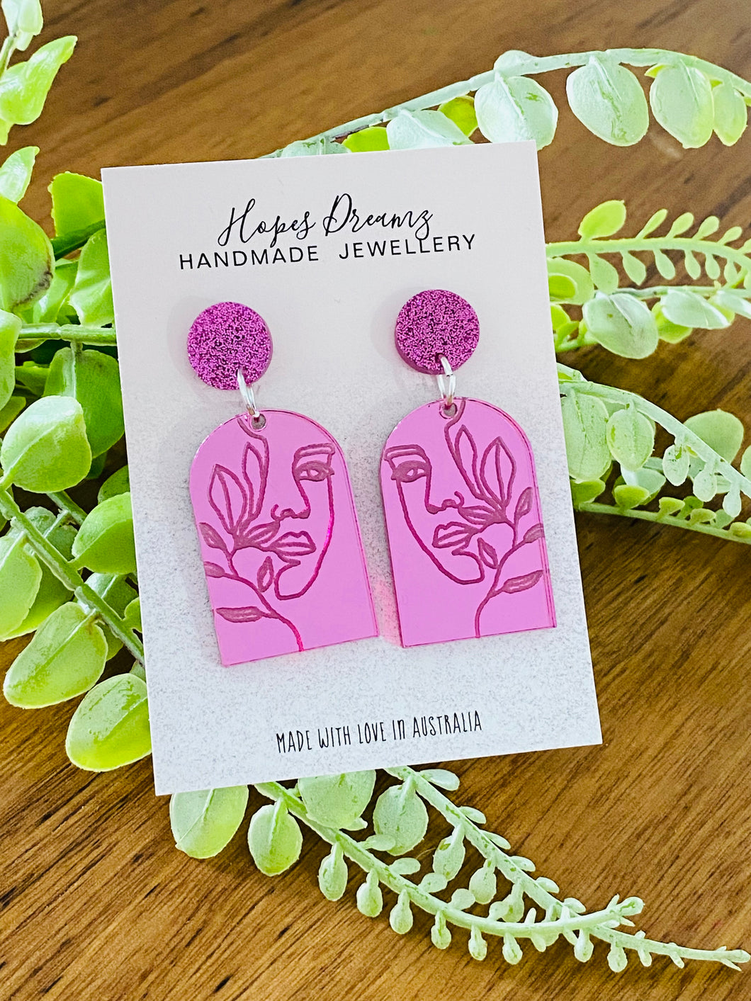 She lady plant pink mirror