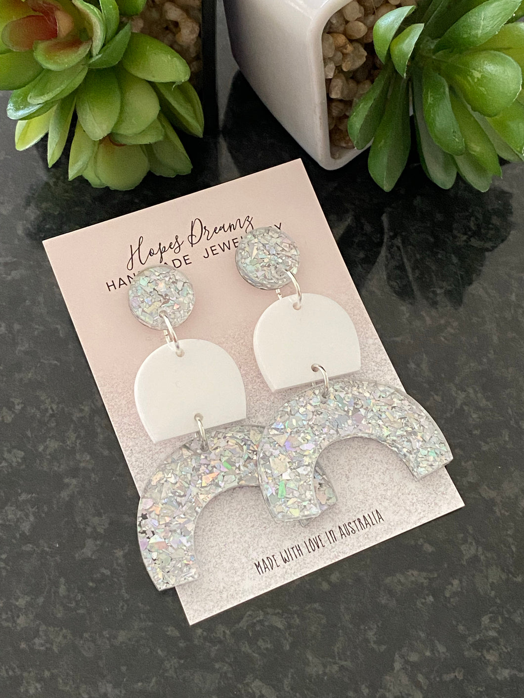 Silver shimmer arch drop