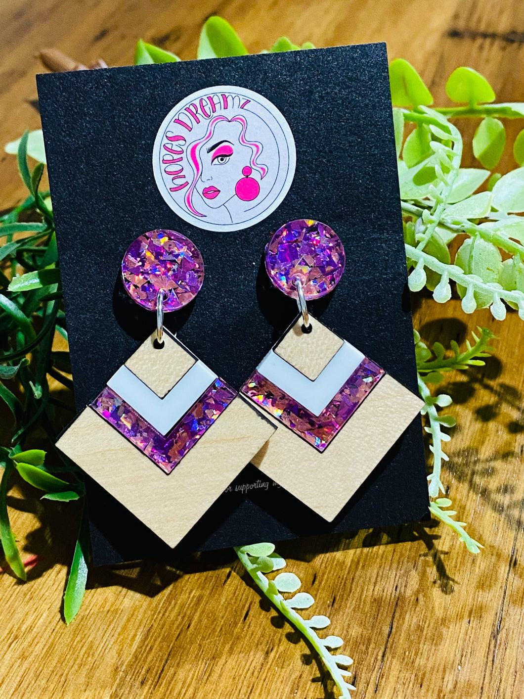 Wooden purple diamond