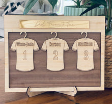 Load image into Gallery viewer, Dads team footy shirt plaque
