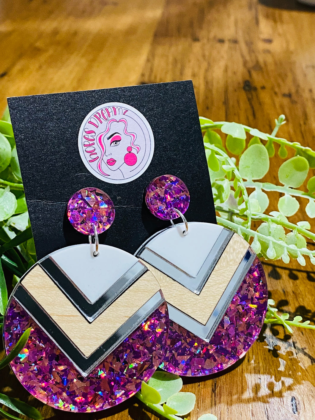 Round glitter trio drop purple